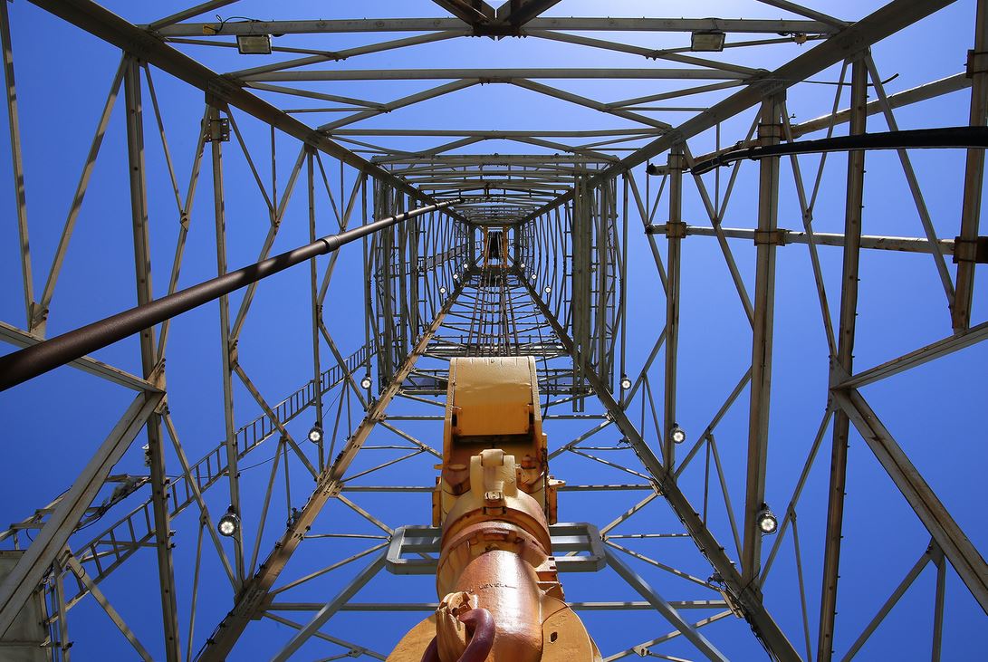 North Dakota Oil Field Good for Business, Bad for Workers