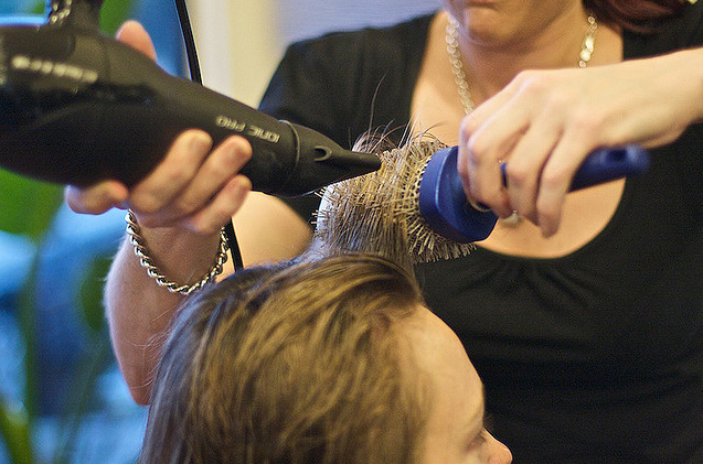 Salon Worker Retaliated Against For Warning Co-Workers