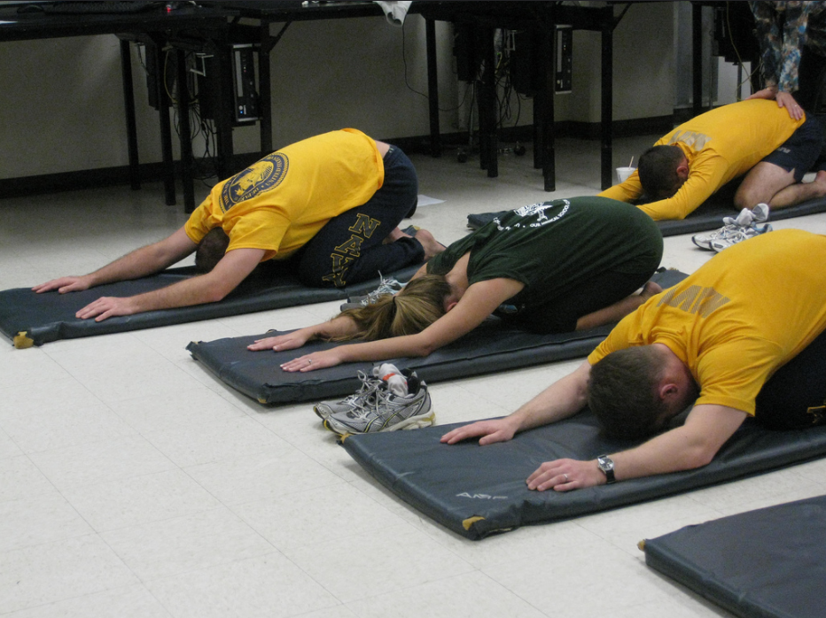 Yoga for Back Pain May Be Way to Reduce Painkiller Reliance